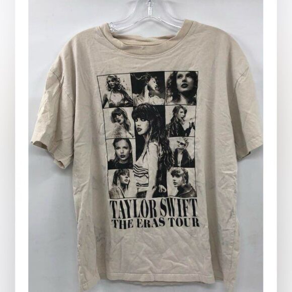 Taylor Swift The Eras Tour Short Sleeve Graphic Tee Shirt Women’s Large - Picture 1 of 3